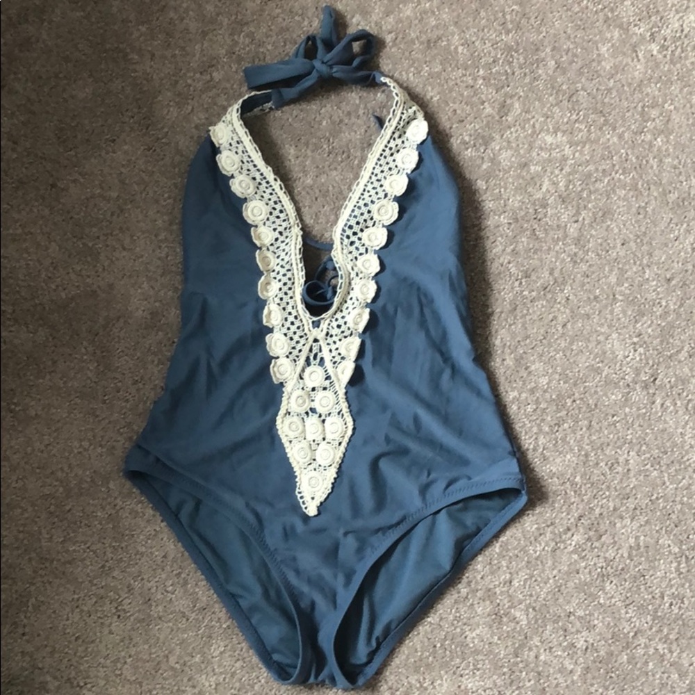 Mossimo swimsuit one piece